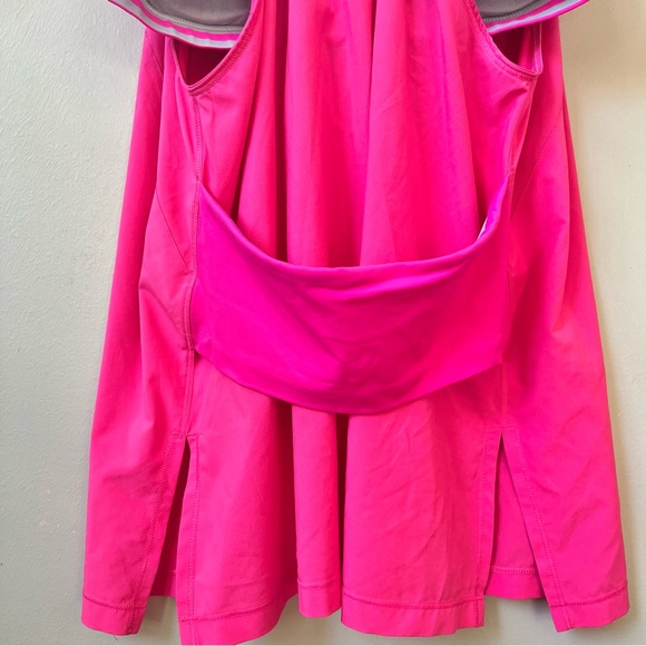 EUC Lululemon Amped Tank Raspberry Glo Multi Stripe Hot Pink Built in Bra - Picture 4 of 5